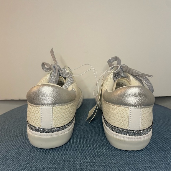 A New Day - Women's Maddison Sneakers - A New Day - size 8 - Picture 12 of 14